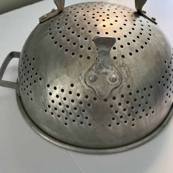 Vintage Aluminum Colander / Kitchen Utensil - Picture 5 of 6